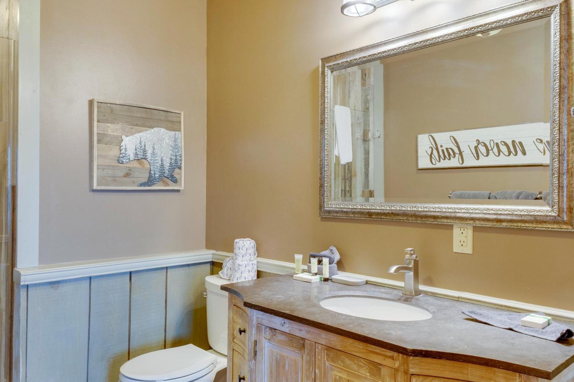Spacious Gatlinburg Cabin With Hot Tub And Game Room! Exterior foto