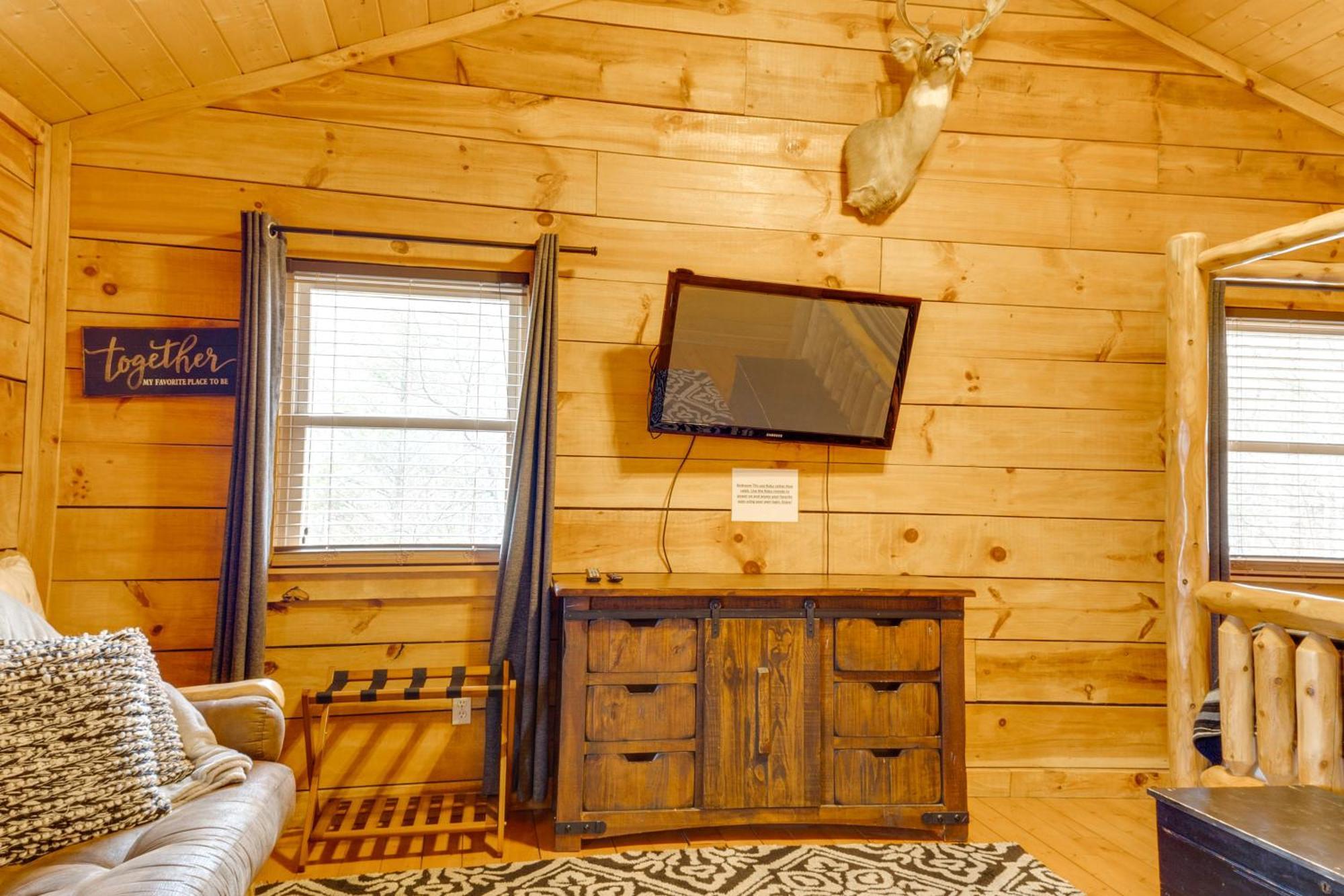 Spacious Gatlinburg Cabin With Hot Tub And Game Room! Exterior foto